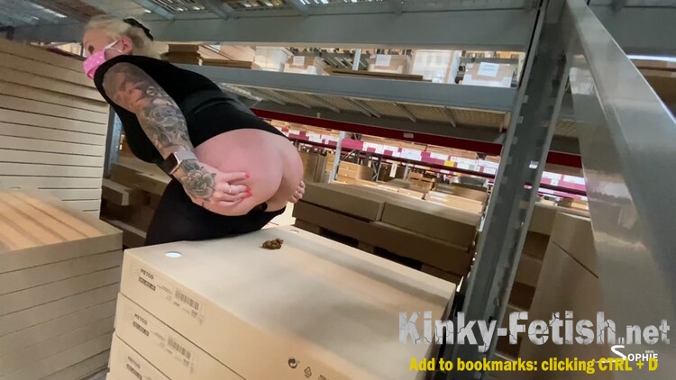 Devil Sophie - Shopping when the shit presses - Dirty shit in the furniture store (UltraHD/4K | 2022)