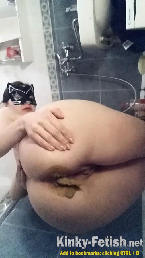 nastygirl - Sitting and total smearing in bathroom (SD | 2025)