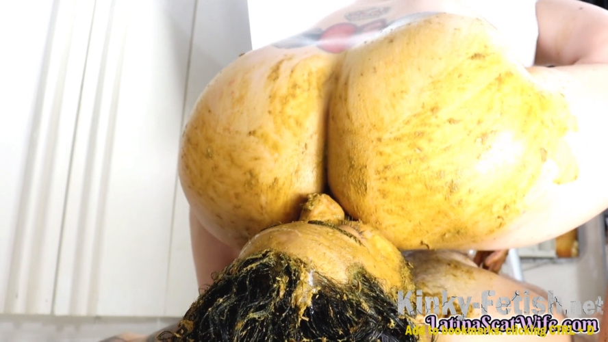LATINA SCAT WIFE - Having Fun With The Bathroom Slave (FullHD | 2025)