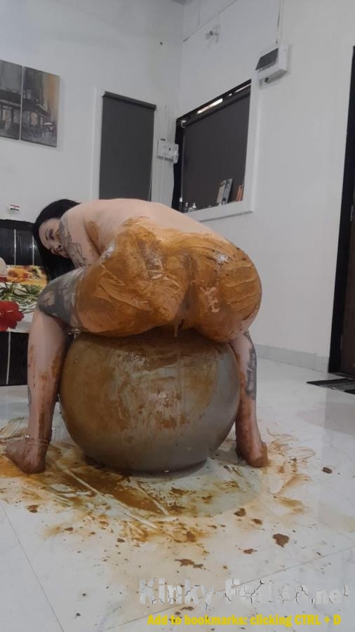 KinkyBunny - Erotic Scat with Yoga Ball (SD | 2026)