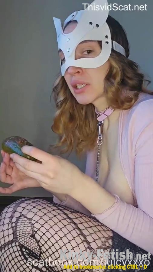 Juicy Shoves a Big Pickle Deep in Her Ass Then Pulls It Out and Eats It Covered in Shit. P1 (SD | 2026)